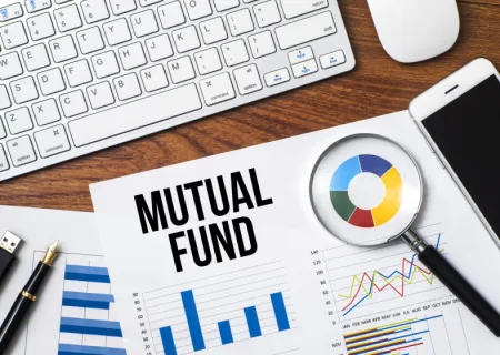 Real Estate vs Mutual Funds: Which Is The Right Investment For You In 2022?